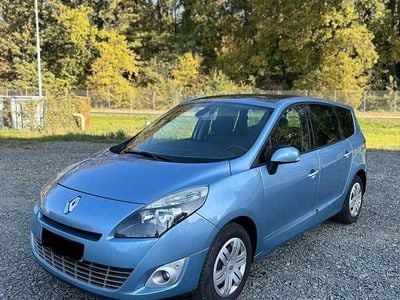 Culoarealbastru Second-hand 2010 Renault Grand Scénic III Dynamique Monovolum | 3.500 EUR (Super Preț)