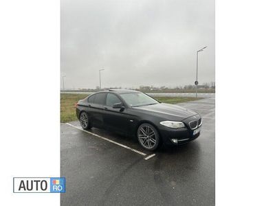 Negru Utilizat 2012 BMW 520 Sport Line Berlinǎ | 10.700 EUR (Preț OK)