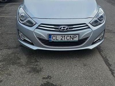 Second-hand Hyundai i40 136 CP (100 kW) 2012 Culoaregri Berlinǎ