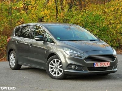 Second-hand Ford S-MAX Titanium 150 CP (110 kW) 2017 Maro Monovolum