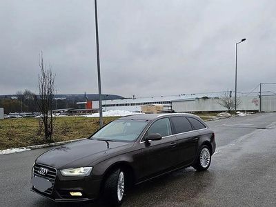 Second-hand Audi A4 Ambiente 150 CP (110 kW) 2013 Culoaremaro Break