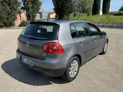 VW Golf V