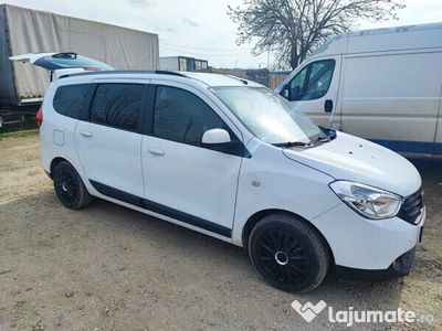 second-hand Dacia Lodgy masina