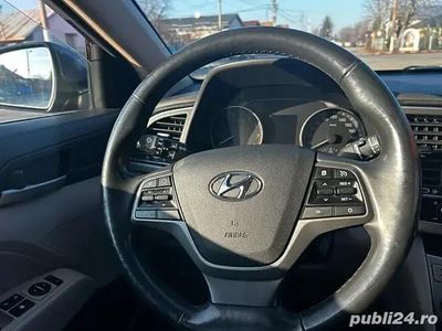 Albastru Utilizat 2018 Hyundai Elantra Berlinǎ | 12.000 EUR (Preț OK)