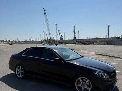 Mercedes E300