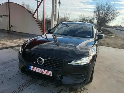 Utilizat 2021 Volvo S60 Momentum Berlinǎ | 22.500 EUR