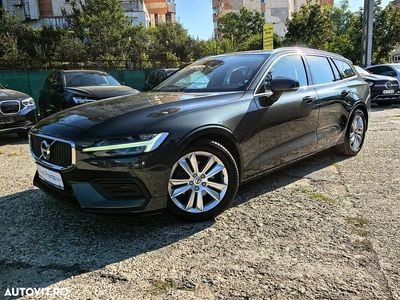 Culoaregri Utilizat 2019 Volvo V60 Momentum Break | 18.999 EUR