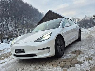 Culoarealb Utilizat 2020 Tesla Model 3 Berlinǎ | 18.800 EUR (Super Preț)