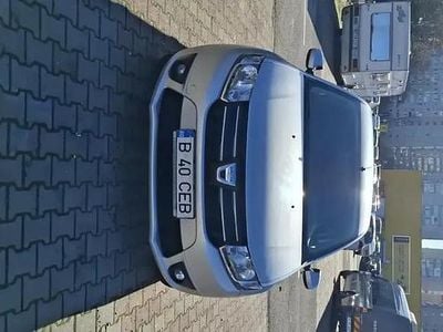 Argintiu Utilizat 2014 Dacia Logan Lauréate Berlinǎ | 5.000 EUR (Preț OK)