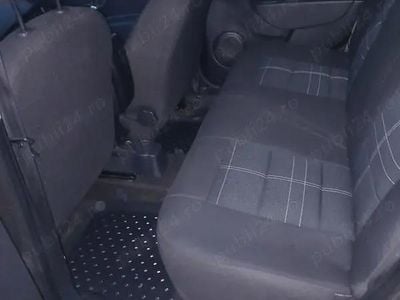 Alte culori Utilizat 2019 Dacia Logan MCV Break | 6.200 EUR (Preț bun)