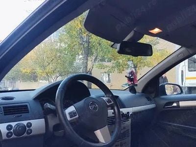 Second-hand 2008 Opel Astra Break | 2.100 EUR (Preț OK)