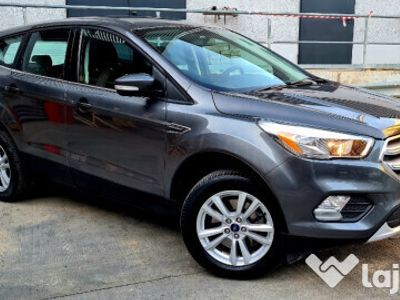 second-hand Ford Kuga 1.5 TDCi 2WD Trend 2017 · 215 161 km · 1 498 cm3 · Diesel