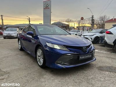 second-hand Toyota Camry 2.5 Hybrid Dynamic