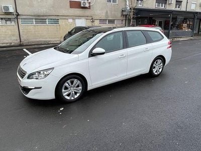 Second-hand Peugeot 308 Active 130 CP (95 kW) 2014 Culoarealb Break