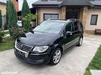 second-hand VW Touran 2.0 TDI Highline DSG