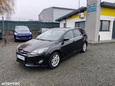 Culoarenegru Utilizat 2012 Ford Focus Titanium Break | 4.500 EUR (Scump)