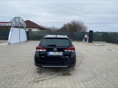 Toyota Auris Hybrid