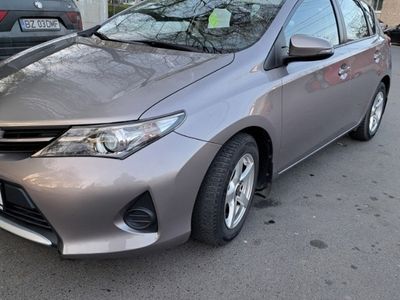 second-hand Toyota Auris 