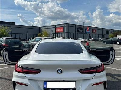 BMW 840