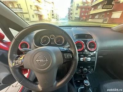 Utilizat 2011 Opel Corsa Berlinǎ | 3.200 EUR (Preț OK)