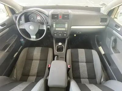 VW Golf V
