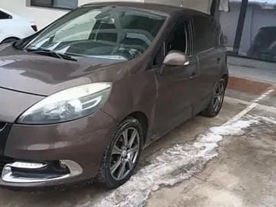 Utilizat 2012 Renault Scénic Monovolum | 4.300 EUR (Preț OK)