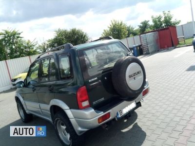 Verde Utilizat 2000 Suzuki Grand Vitara SUV | 4.500 EUR