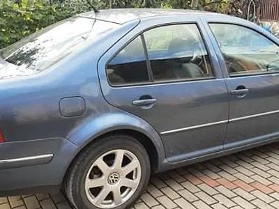 Utilizat 2003 VW Bora Berlinǎ | 2.500 EUR (Scump)