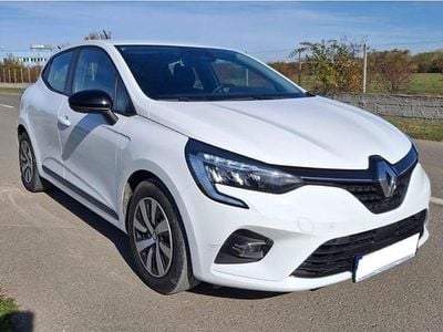 Second-hand Renault Clio V 140 CP (102 kW) 2022