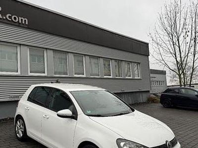 Culoarealb Second-hand 2009 VW Golf Berlinǎ | 5.680 EUR (Puțin scump)