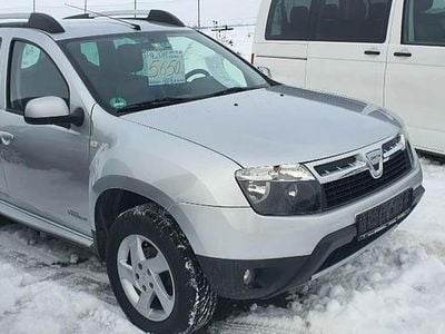 Argintiu Utilizat 2011 Dacia Duster Prestige SUV | 5.599 EUR