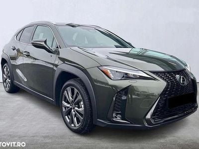 Second-hand Lexus UX 300h Sport Design Packet 199 CP (146 kW) 2025 Culoareverde SUV