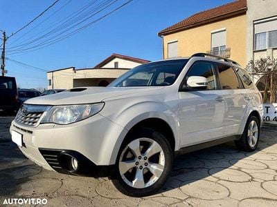 Culoarealb Utilizat 2012 Subaru Forester SUV | 2.999 EUR (Preț bun)