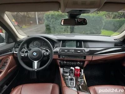 Gri Utilizat 2014 BMW 520 Break | 8.499 EUR (Preț bun)