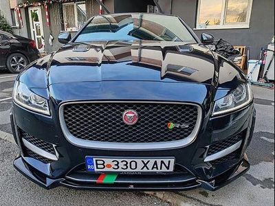 Culoarenegru Utilizat 2016 Jaguar XF R-Sport Berlinǎ | 16.300 EUR (Scump)