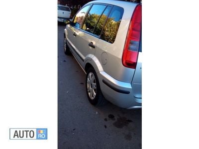 Second-hand Ford Fusion 90 CP (66 kW) 2003 Gri Hatchback