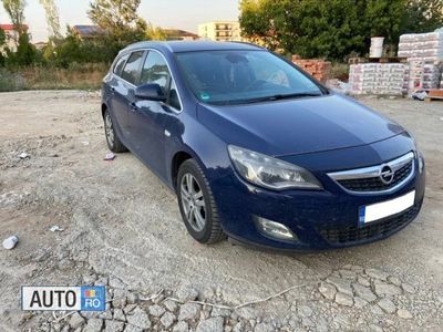 Albastru Utilizat 2011 Opel Astra Break | 4.750 EUR (Scump)