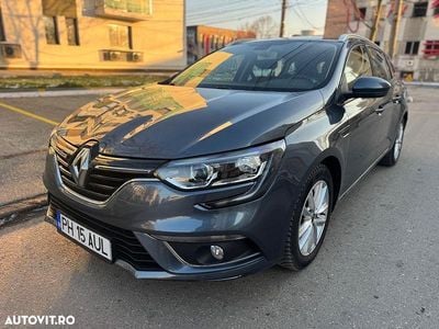 Second-hand Renault Mégane GrandTour Zen 116 CP (85 kW) 2020 Culoarealbastru Break