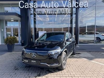 Mercedes EQA250+
