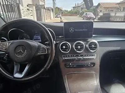 Mercedes GLC220