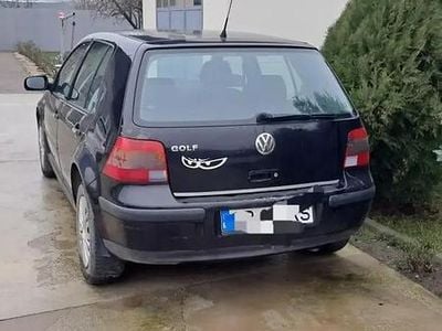 Utilizat 2001 VW Golf IV SE Hatchback | 750 EUR (Preț bun)