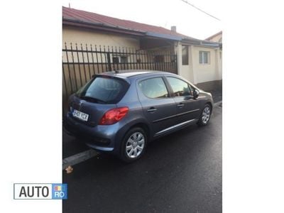 Second-hand Peugeot 207 90 CP (66 kW) 2007 Gri Hatchback