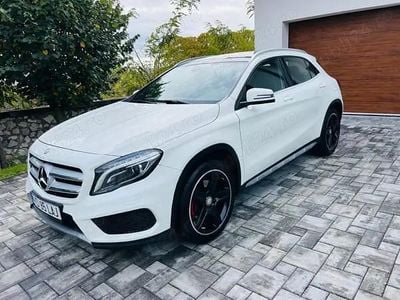 Alb Utilizat 2014 Mercedes GLA220 AMG SUV | 19.900 EUR (Puțin scump)