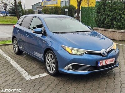 Culoarealbastru Utilizat 2016 Toyota Auris Hybrid Executive Berlinǎ | 11.300 EUR (Preț bun)