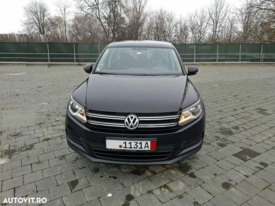 Culoarenegru Utilizat 2014 VW Tiguan Exclusive SUV | 9.450 EUR (Preț bun)