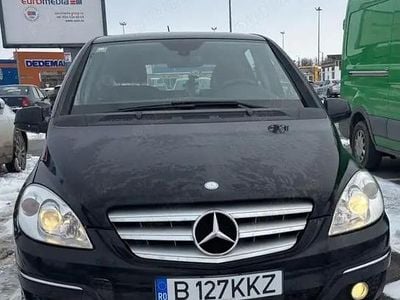 Second-hand 2010 Mercedes B200 Monovolum | 2.900 EUR (Preț bun)