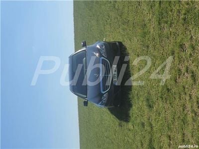 Mercedes E200