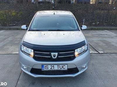 Second-hand Dacia Logan Lauréate 75 CP (55 kW) 2015 Culoaregri Berlinǎ