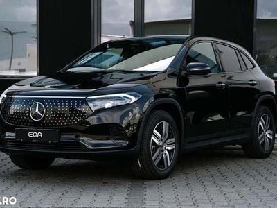 Mercedes EQA250+