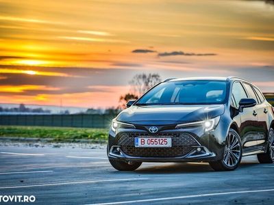 second-hand Toyota Corolla 1.8 Hybrid Touring Sports Team Deutschland